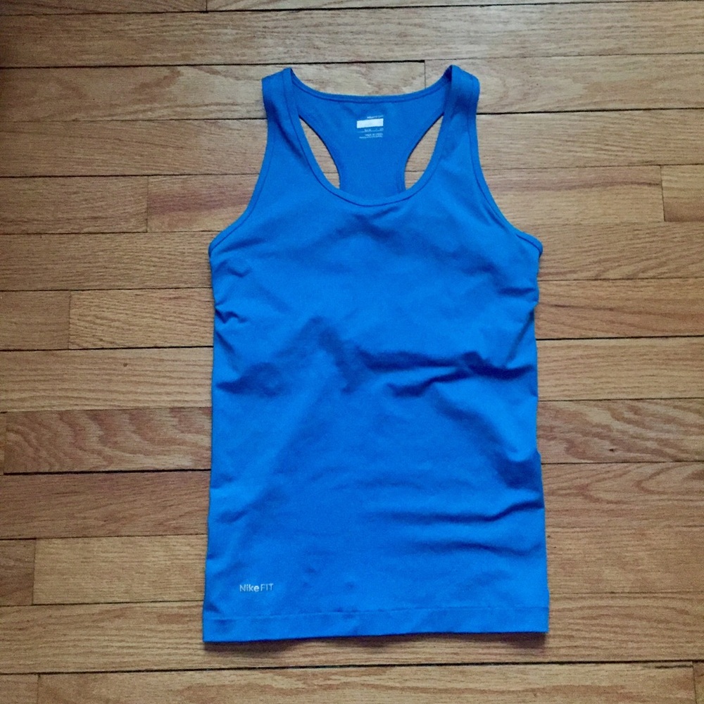NIKE FIT DRY TOP